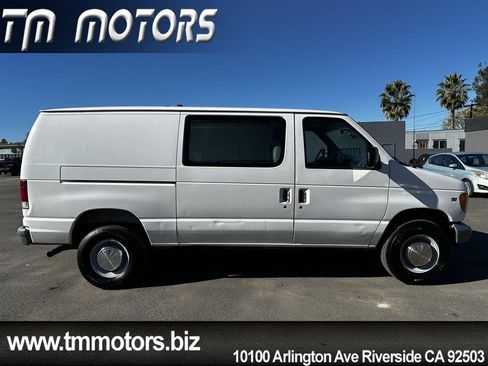 Used 2000 Ford E-350 and Econoline 350 Super Duty image 17