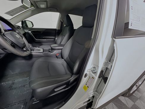 Used 2024 Toyota RAV4 LE image 15