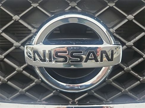 Used 2021 Nissan Frontier SV image 27