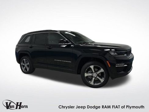 New 2025 Jeep Grand Cherokee Limited w/ Trailer Tow Package image 1