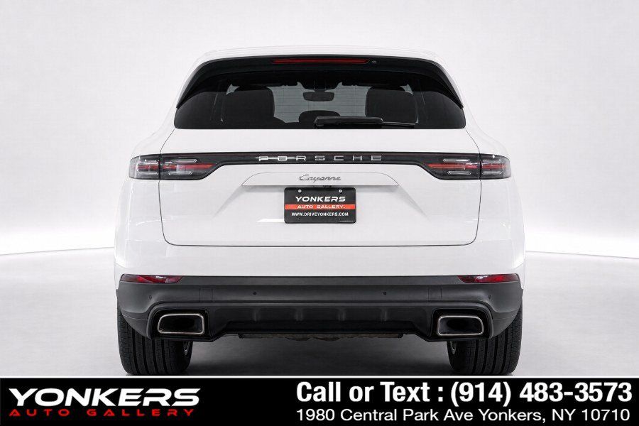 Used 2021 Porsche Cayenne AWD/4WD image 7