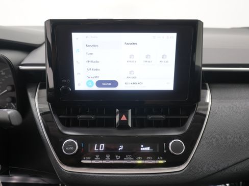 Used 2023 Toyota Corolla LE FWD image 18