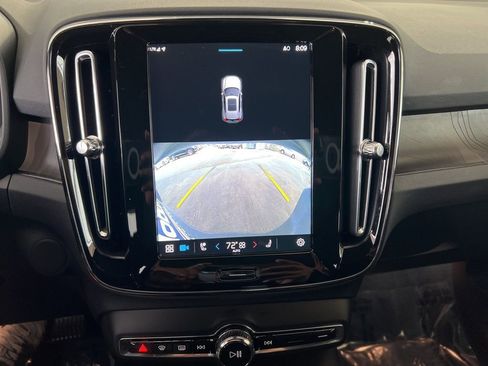 Used 2023 Volvo XC40 Recharge Ultimate w/ Protection Package Premier image 23