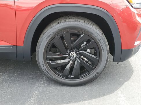 Used 2022 Volkswagen Atlas Cross Sport SE image 5