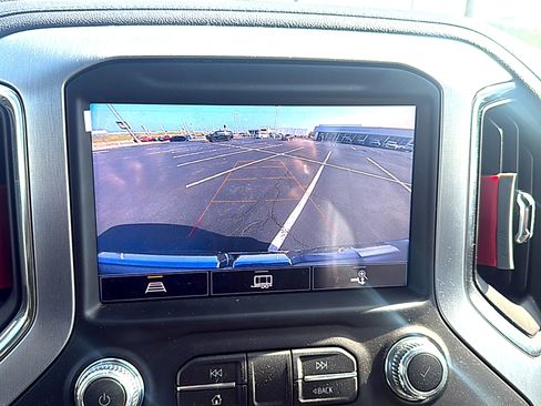 Used 2022 GMC Sierra 1500 SLT image 7