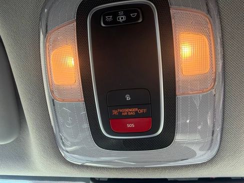 Used 2023 Hyundai Elantra SEL FWD image 25