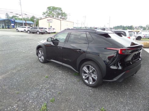 Used 2023 Subaru Solterra AWD image 6