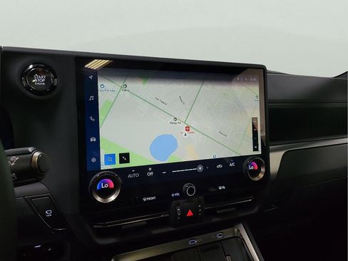 Used 2025 Lexus GX 550 w/ Accessory Package (2T) image 17