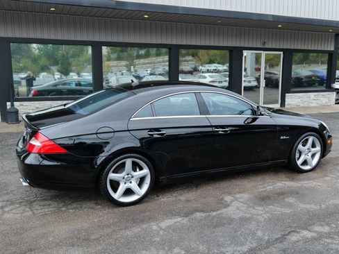 Used 2007 Mercedes-Benz CLS 63 AMG w/ P2 Pkg image 5