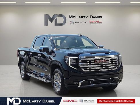 Used 2026 GMC Sierra 1500 Denali AWD/4WD image 1