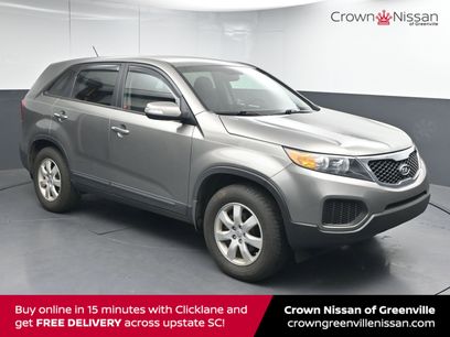 Used 2012 Kia Sorento LX w/ Third Row Pkg