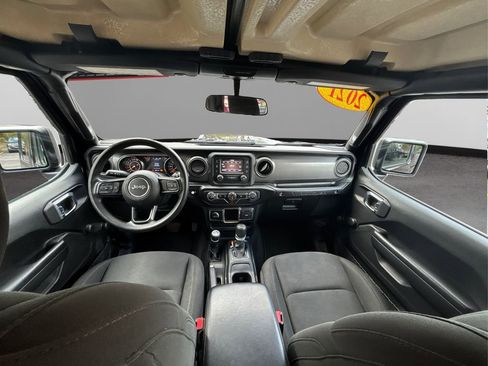 Used 2021 Jeep Wrangler Sport image 27
