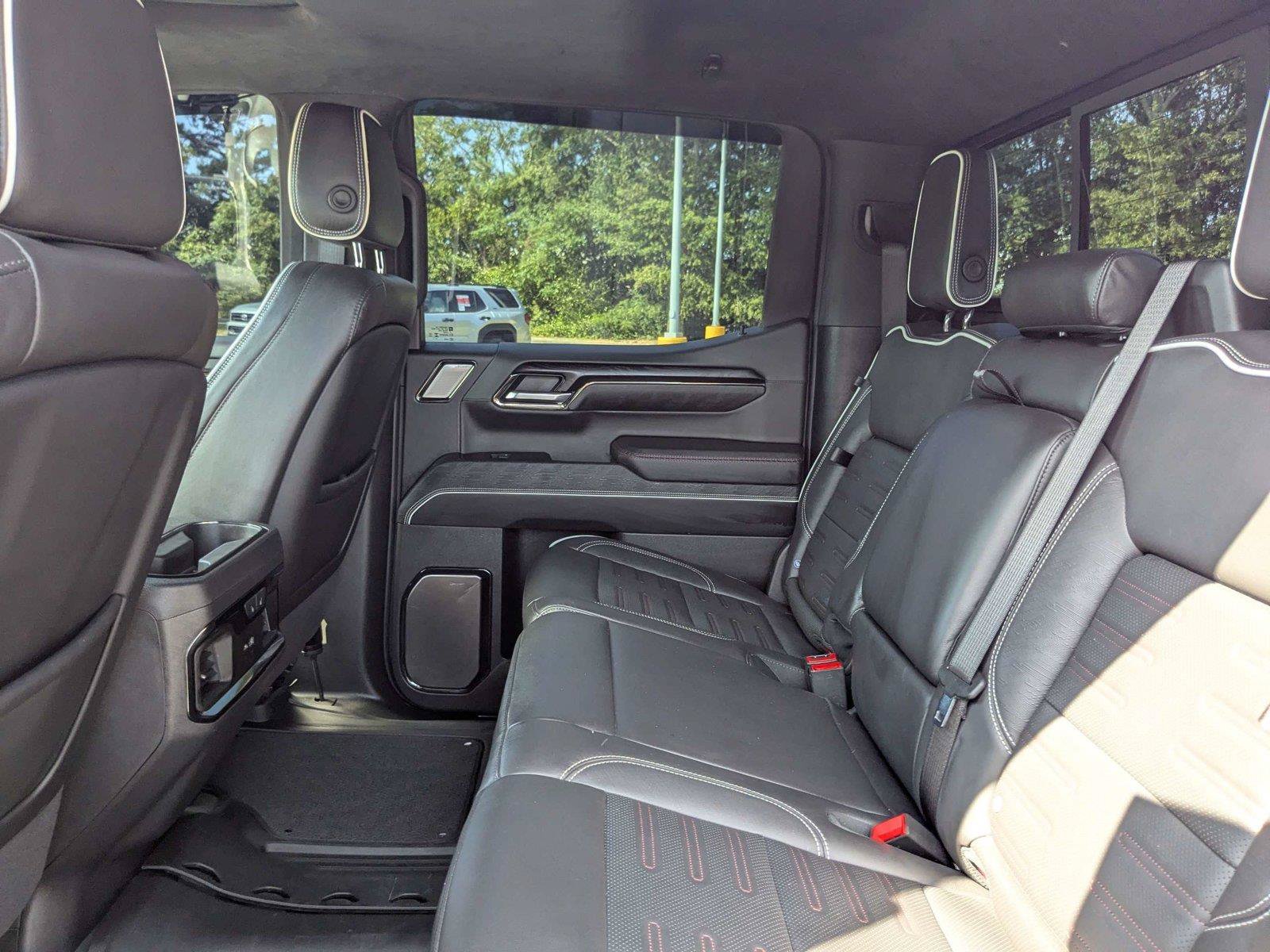 Used 2025 GMC Sierra 1500 AT4X AWD/4WD image 36