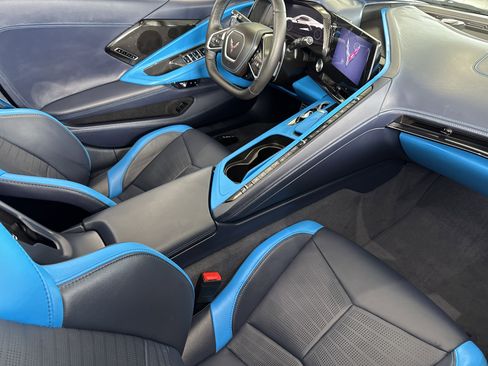 Certified 2023 Chevrolet Corvette Stingray Premium Conv w/ Z51 Performance Package image 16