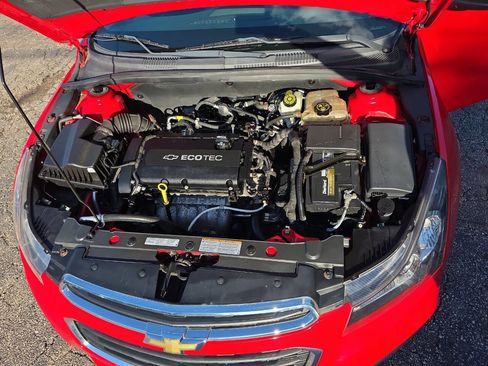 Used 2015 Chevrolet Cruze LS image 26