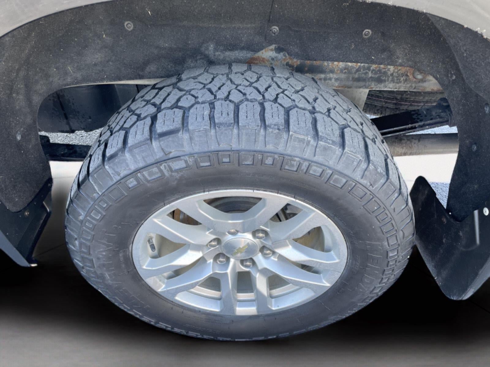 Used 2021 Chevrolet Silverado 1500 LT AWD/4WD image 25
