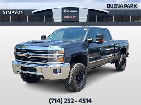 Used 2019 Chevrolet Silverado 2500 LTZ w/ Duramax Plus Package AWD/4WD image 4