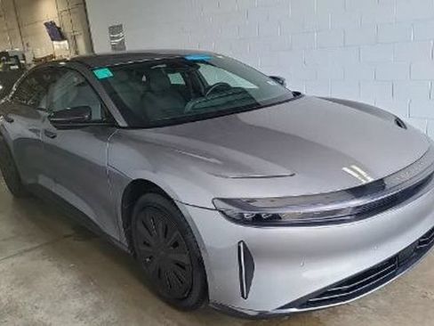 Used 2025 Lucid Air Pure RWD image 2