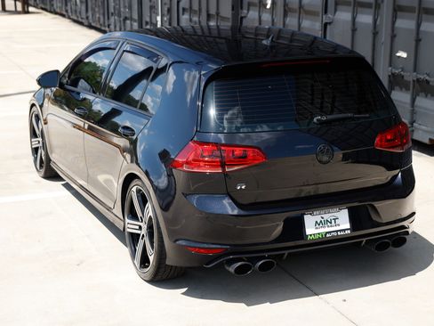 Used 2016 Volkswagen Golf R 4-Door AWD/4WD image 8