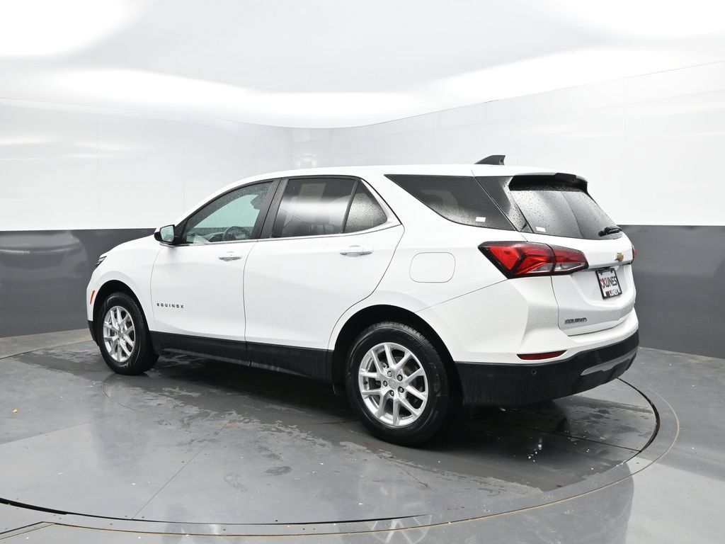 Used 2024 Chevrolet Equinox LT AWD/4WD image 5