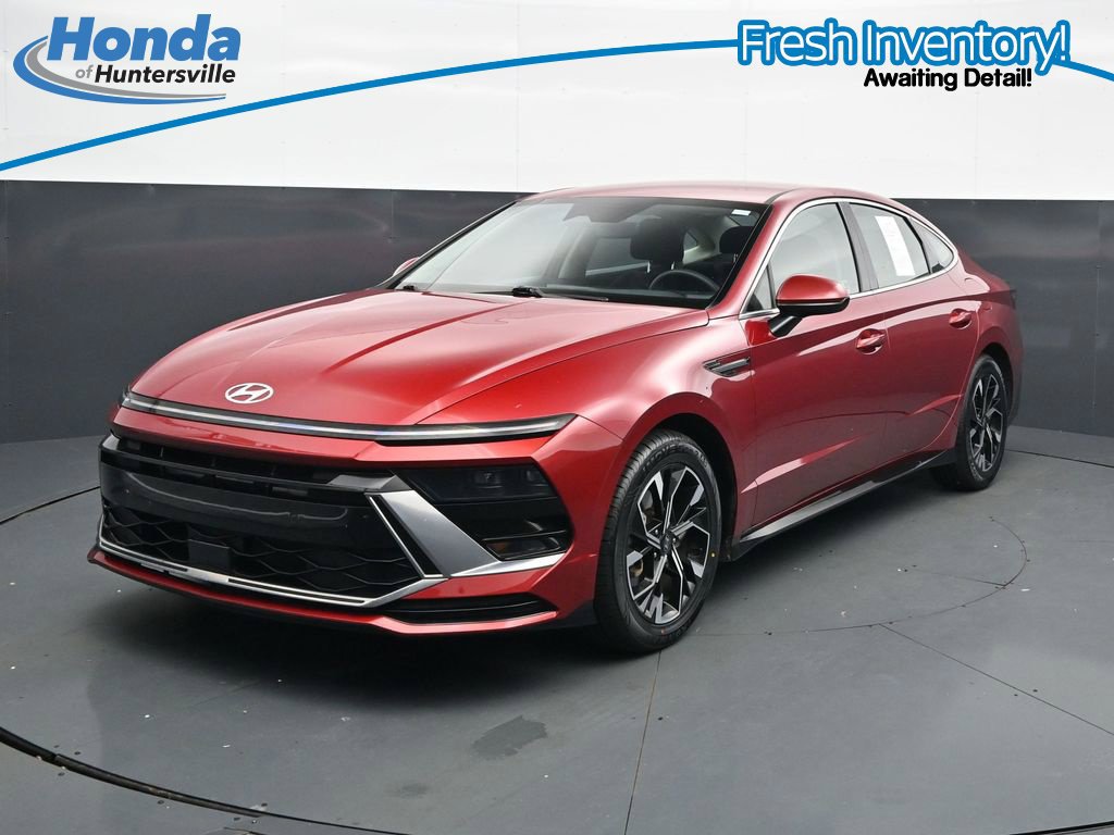 Used 2025 Hyundai Sonata SEL FWD image 4