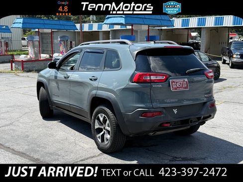 Used 2014 Jeep Cherokee Trailhawk w/ Comfort/Convenience Group AWD/4WD image 7