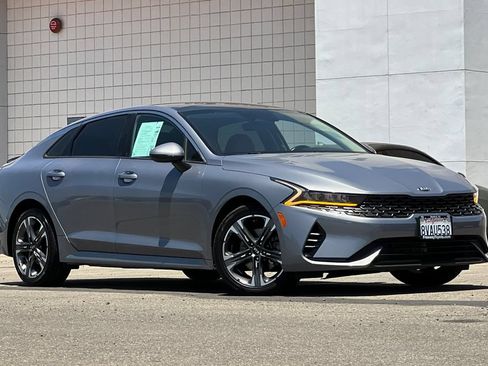 Used 2021 Kia K5 EX FWD image 2