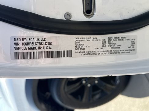 Used 2024 RAM 1500 Classic Warlock image 32