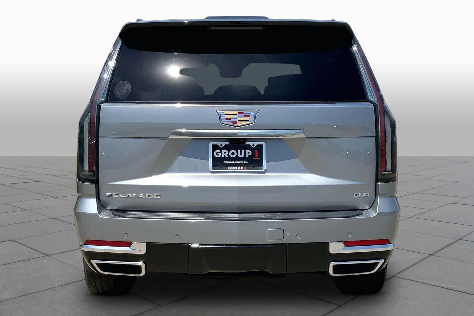 Used 2025 Cadillac Escalade Premium Luxury Platinum w/ LPO, Floor Liner Package AWD/4WD image 4