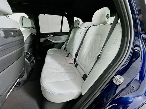 New 2026 BMW X5 xDrive40i w/ Executive Package image 17