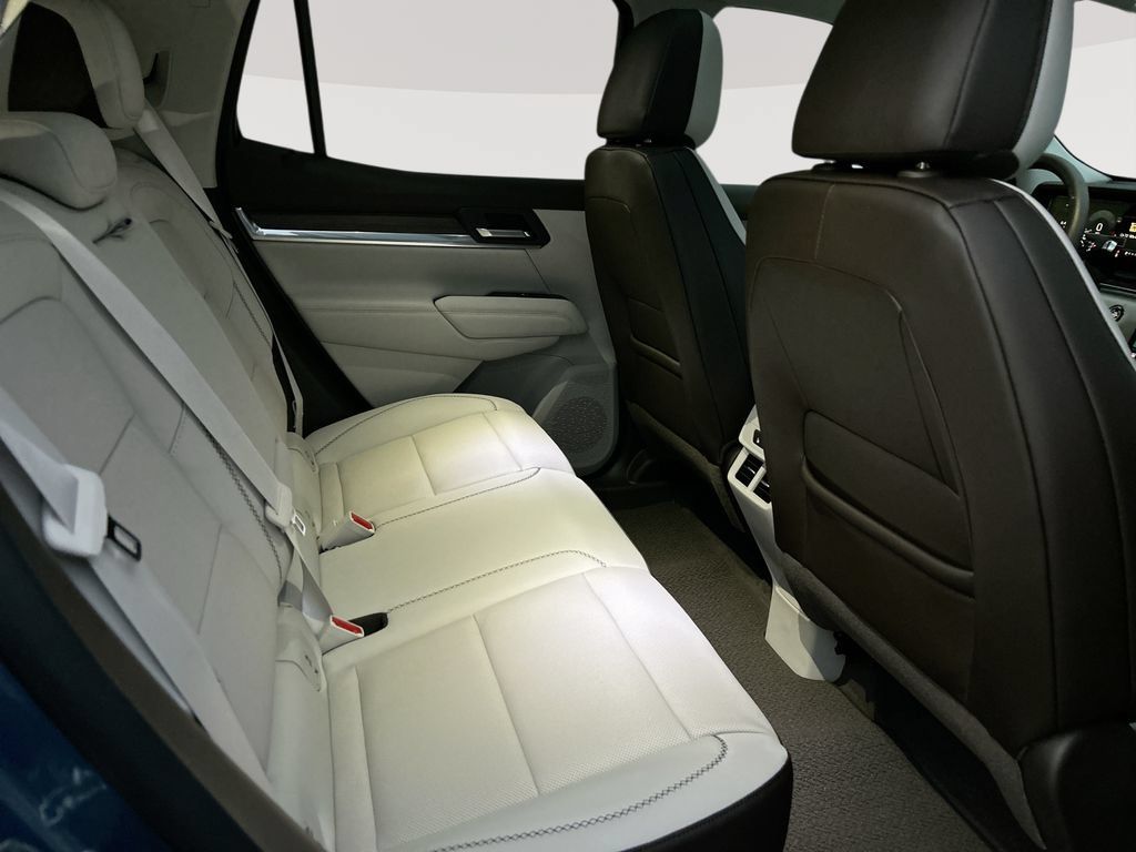 Used 2026 GMC Terrain Denali AWD/4WD image 29