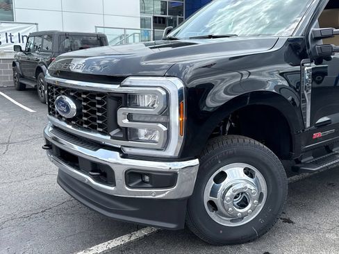 New 2026 Ford F350 Lariat w/ Lariat Premium Package AWD/4WD image 19