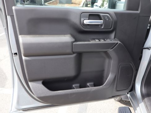 Certified 2025 Chevrolet Silverado 2500 Custom w/ Custom Value Package image 18