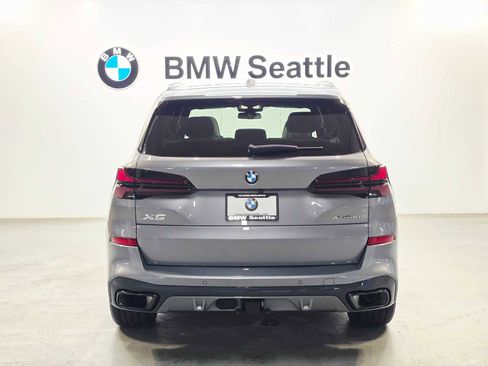 Used 2025 BMW X5 xDrive40i w/ M Sport Package image 5