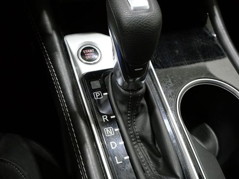 Used 2023 Nissan Altima 2.5 SV image 22