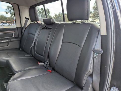 Used 2017 RAM 1500 Laramie image 13