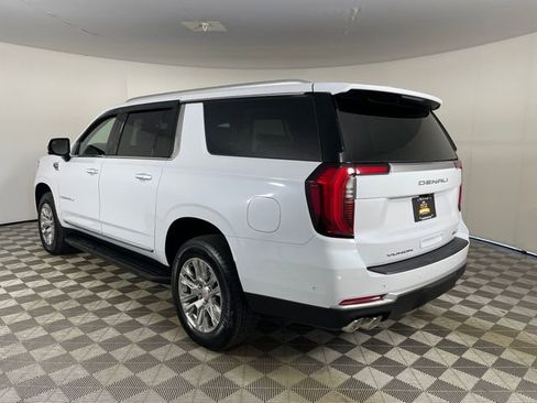 New 2026 GMC Yukon XL Denali w/ Advanced Technology Package image 18