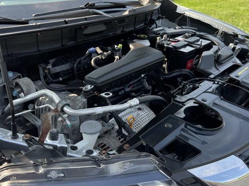 Used 2018 Nissan Rogue SV w/ Premium Package image 35