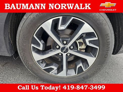 Used 2025 Kia Sportage EX FWD image 18