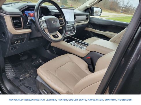 Used 2023 Ford Expedition Limited image 25