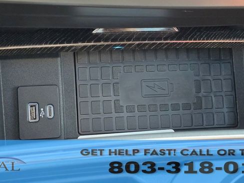 Used 2022 Ford F350 Platinum w/ FX4 Off-Road Package image 40