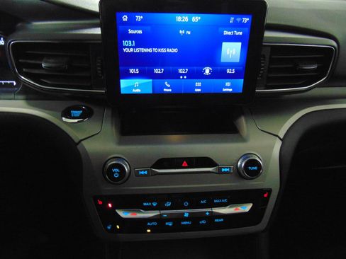 Used 2023 Ford Explorer XLT w/ Equipment Group 202A image 12