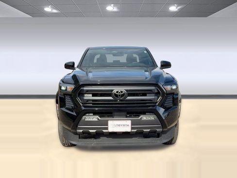 New 2025 Toyota Tacoma SR5 image 5