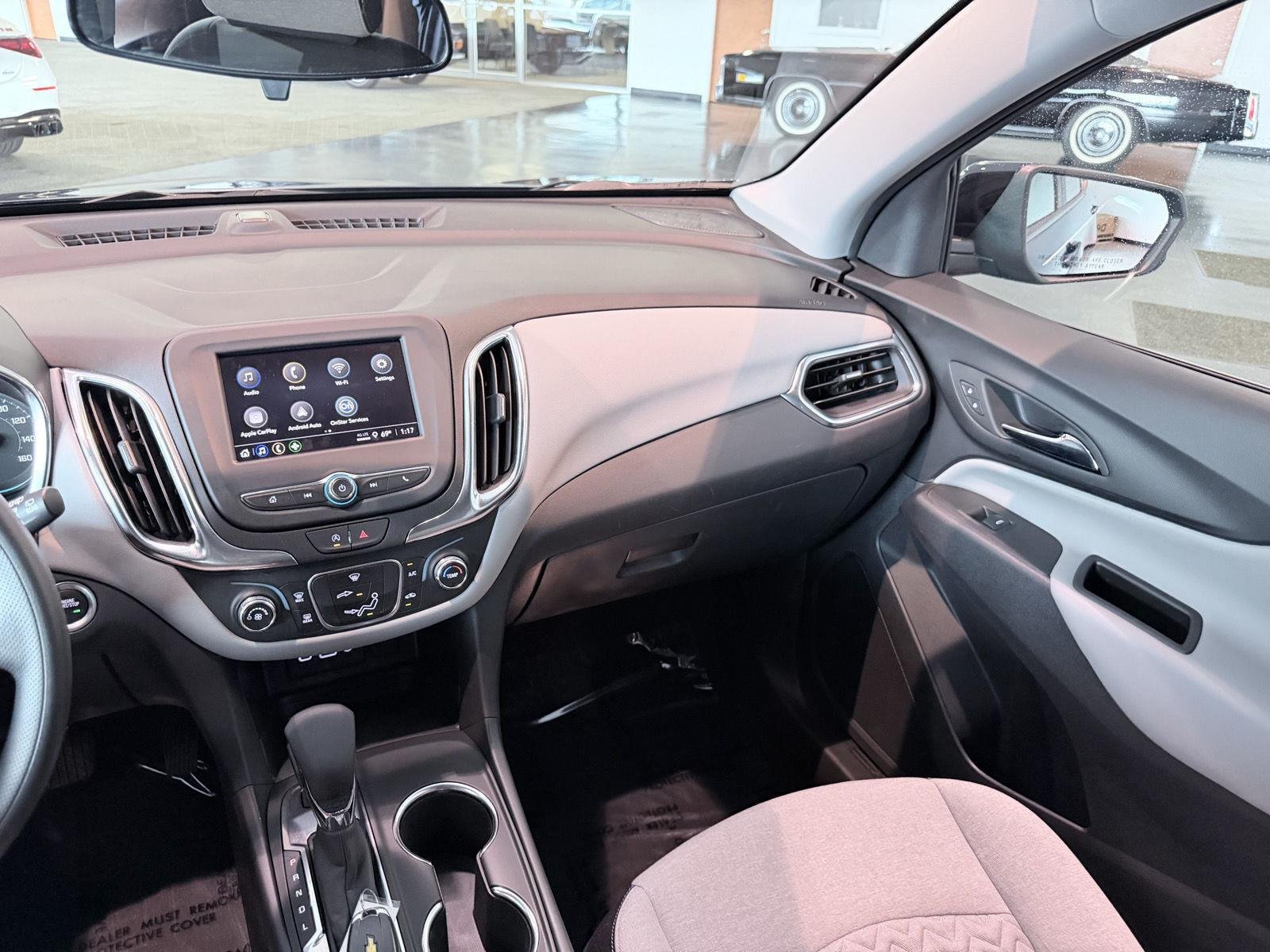 Used 2024 Chevrolet Equinox LS w/ LS Convenience Package AWD/4WD image 34