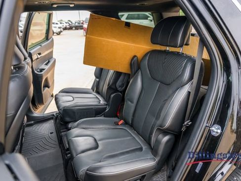 Used 2024 Hyundai Palisade Calligraphy AWD/4WD image 11