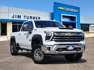 Used 2024 Chevrolet Silverado 2500 LTZ w/ LTZ Texas Edition AWD/4WD video 1