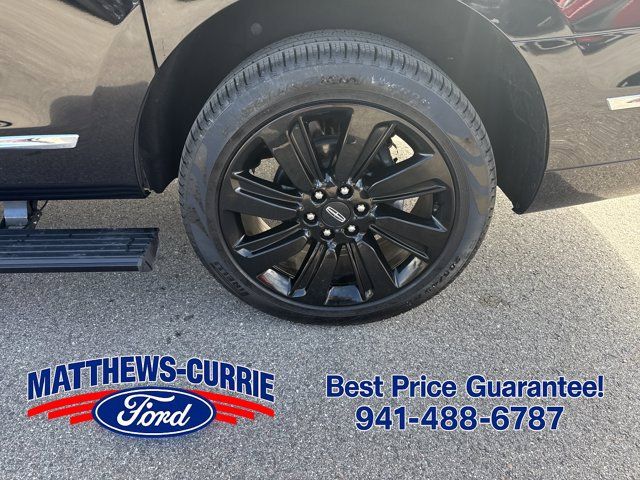 Used 2024 Lincoln Navigator L Reserve AWD/4WD image 16