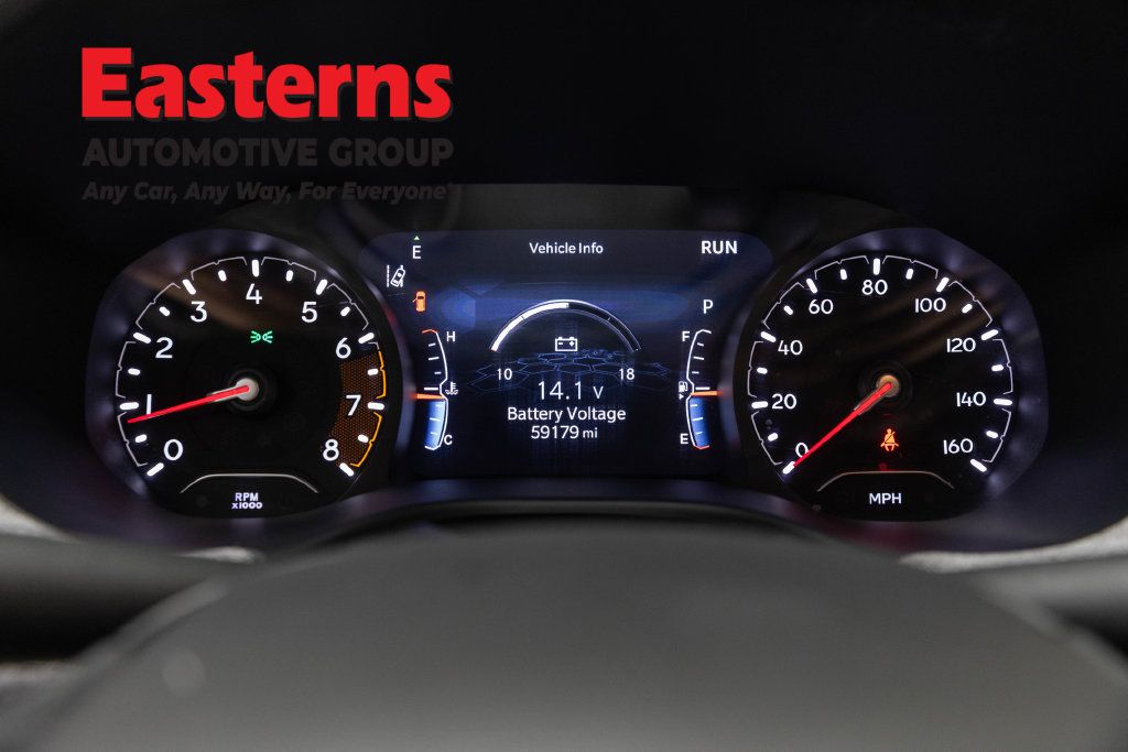 Used 2024 Jeep Compass Latitude AWD/4WD image 19