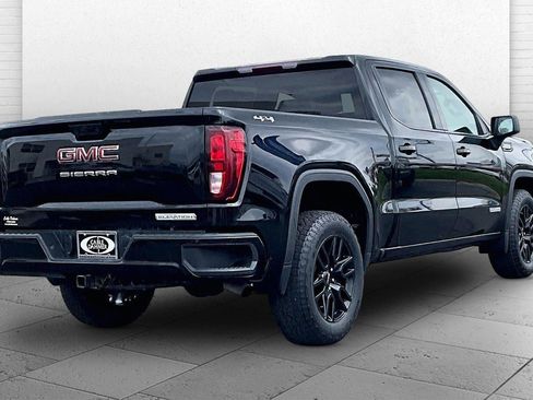 Used 2023 GMC Sierra 1500 Elevation AWD/4WD image 13