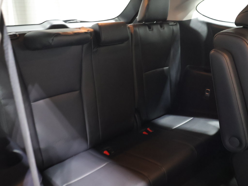 Used 2024 Toyota Highlander Limited AWD/4WD image 22